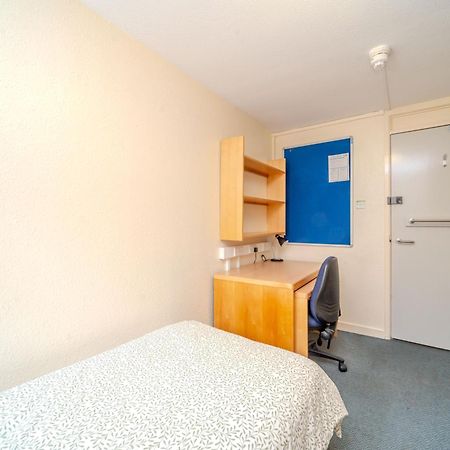 Joivy Budget 4,5 And 6 Bed Private Flats, In Historic Old Town (Adults Only) EDI Buitenkant foto