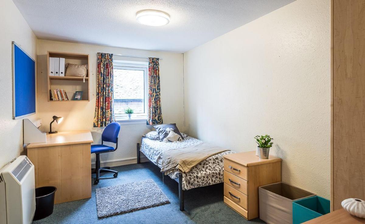 Joivy Budget 4,5 And 6 Bed Private Flats, In Historic Old Town (Adults Only) EDI Buitenkant foto
